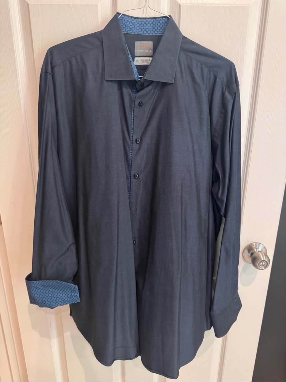 Thomas Dean  Men's Dark Navy Dress Shirt with Contrast Trim